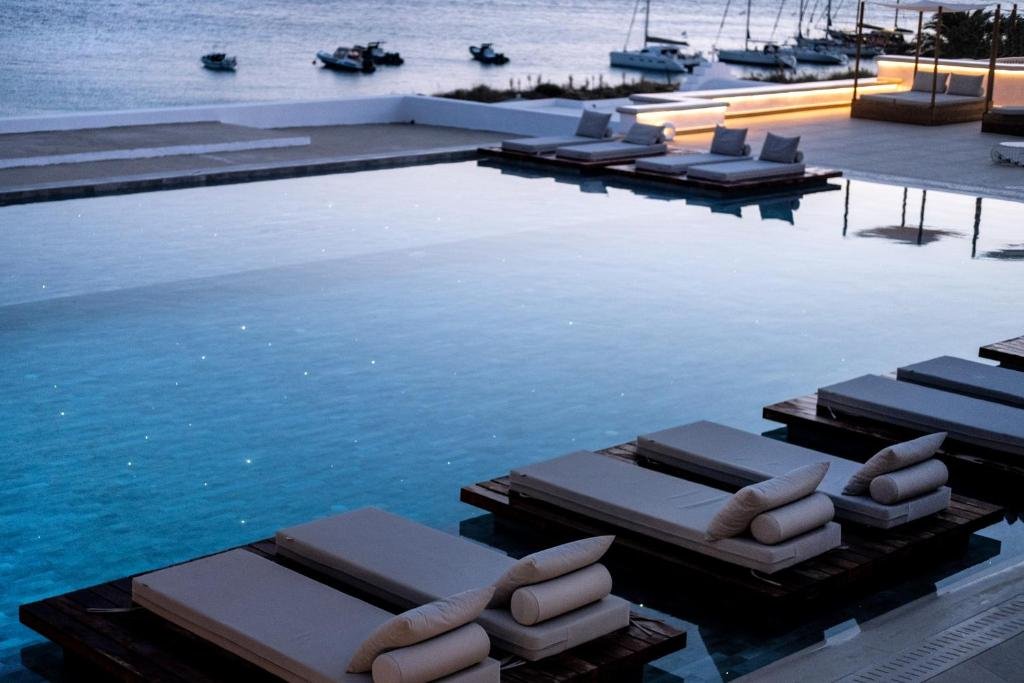 Manoulas Beach Resort Mykonos photo 1