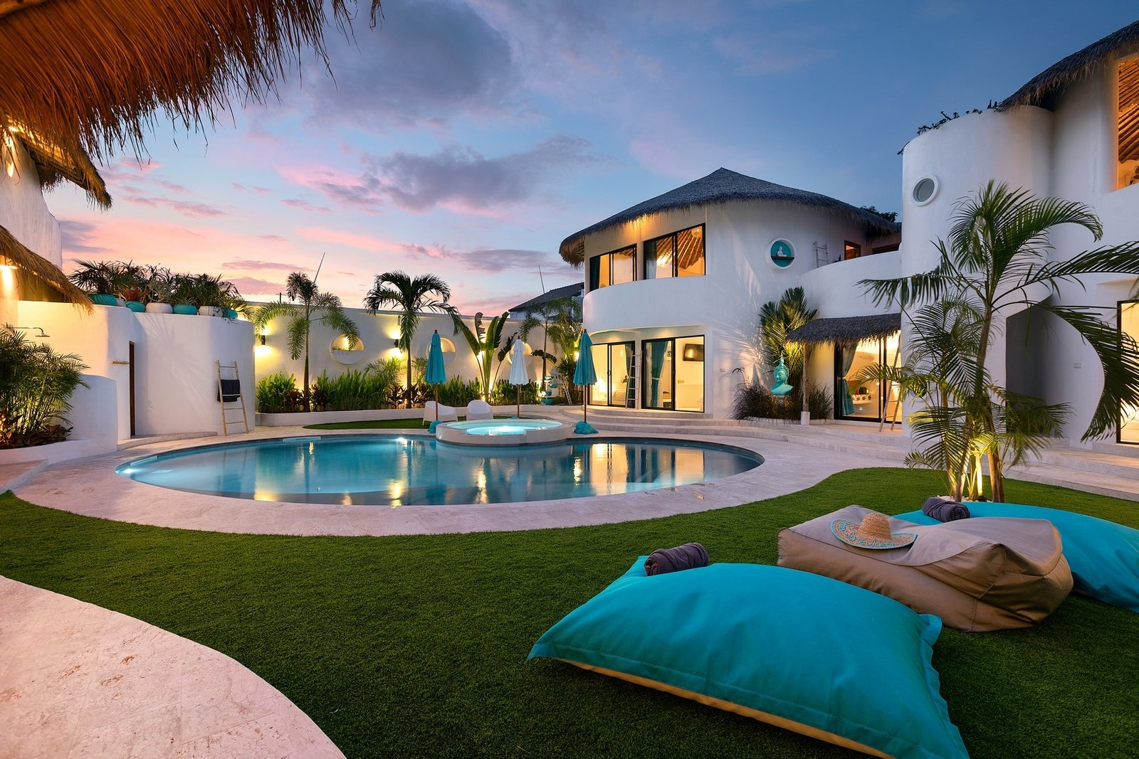 Thailand luxury villa photo 2